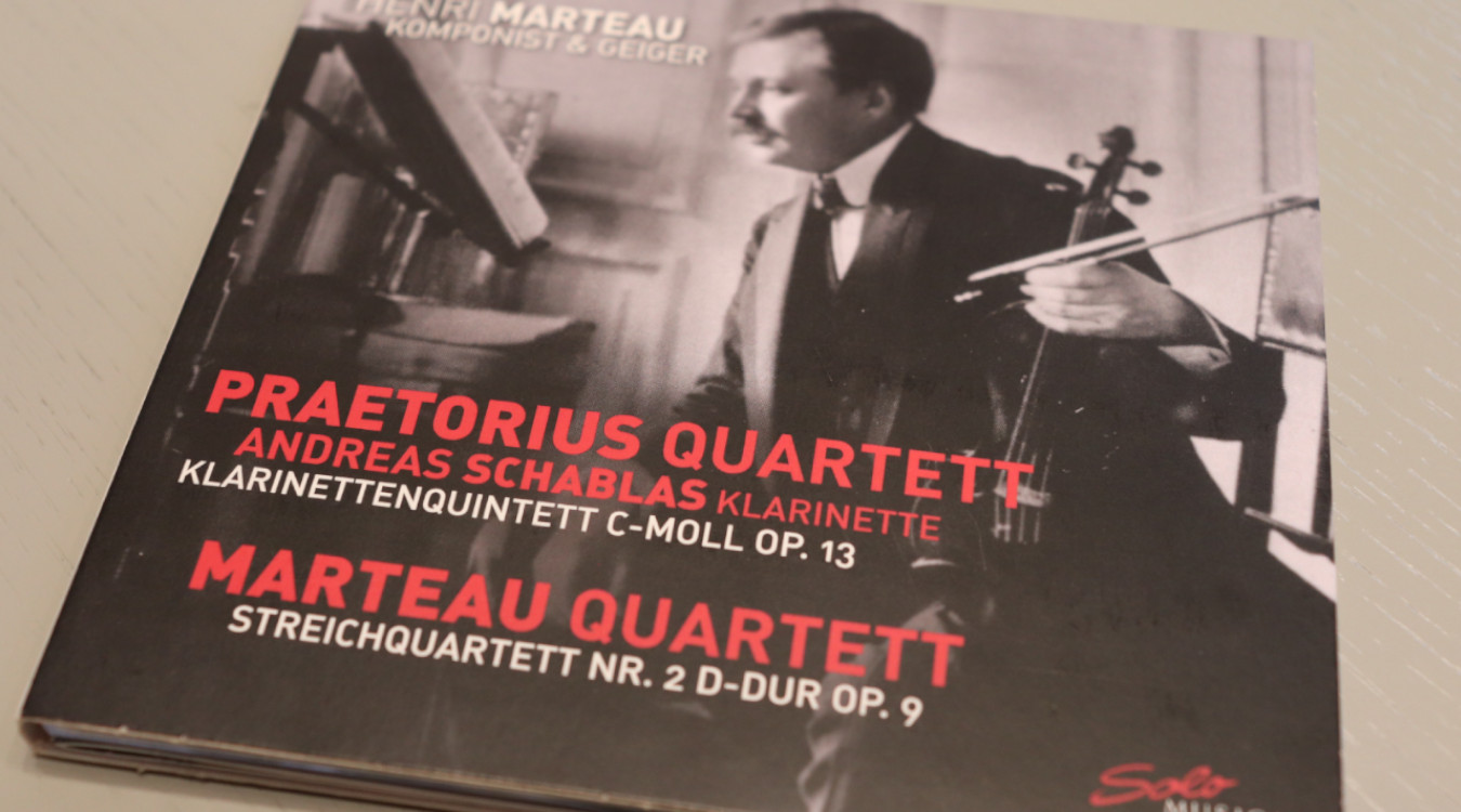 Das Cover der CD zeigt den Geigenvirtuosen Henri Marteau